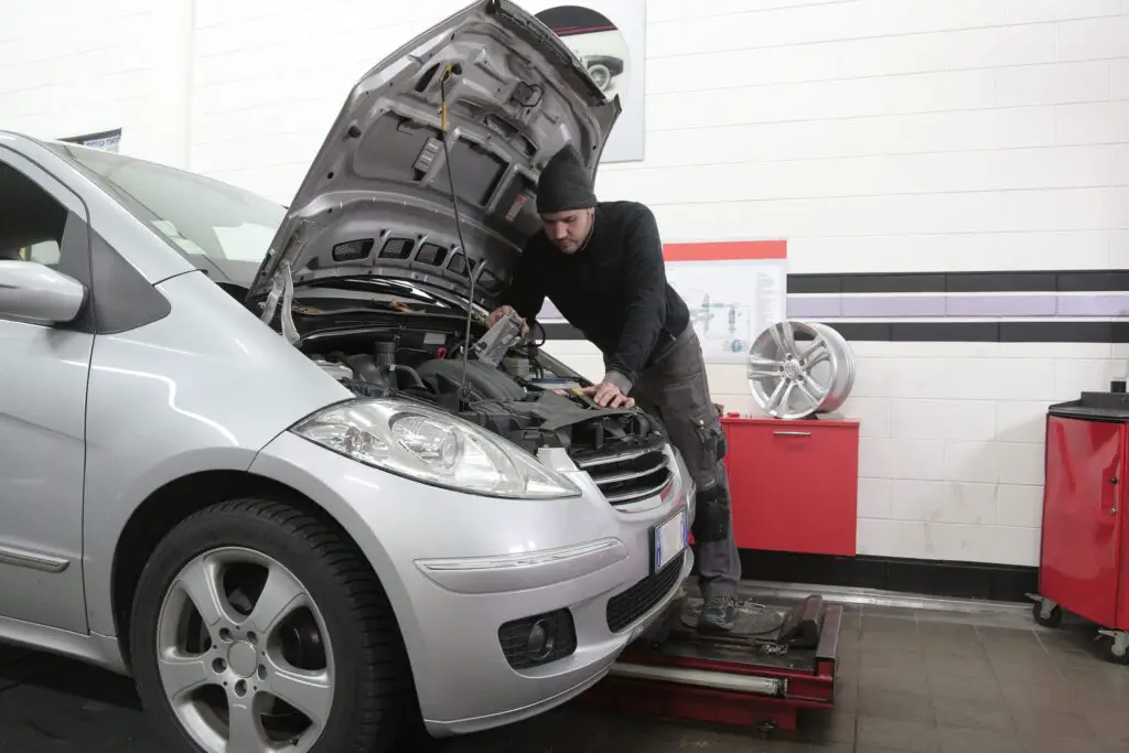 IMAGEN DE CUANTO CUESTA ARREGLAR LA DIRECCION DE UN AUTO